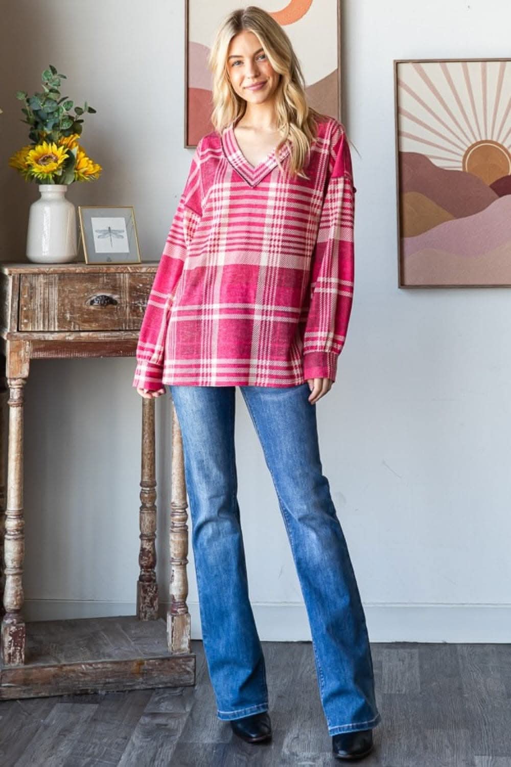 Plaid V-neck tee with drop shoulder - Love Salve